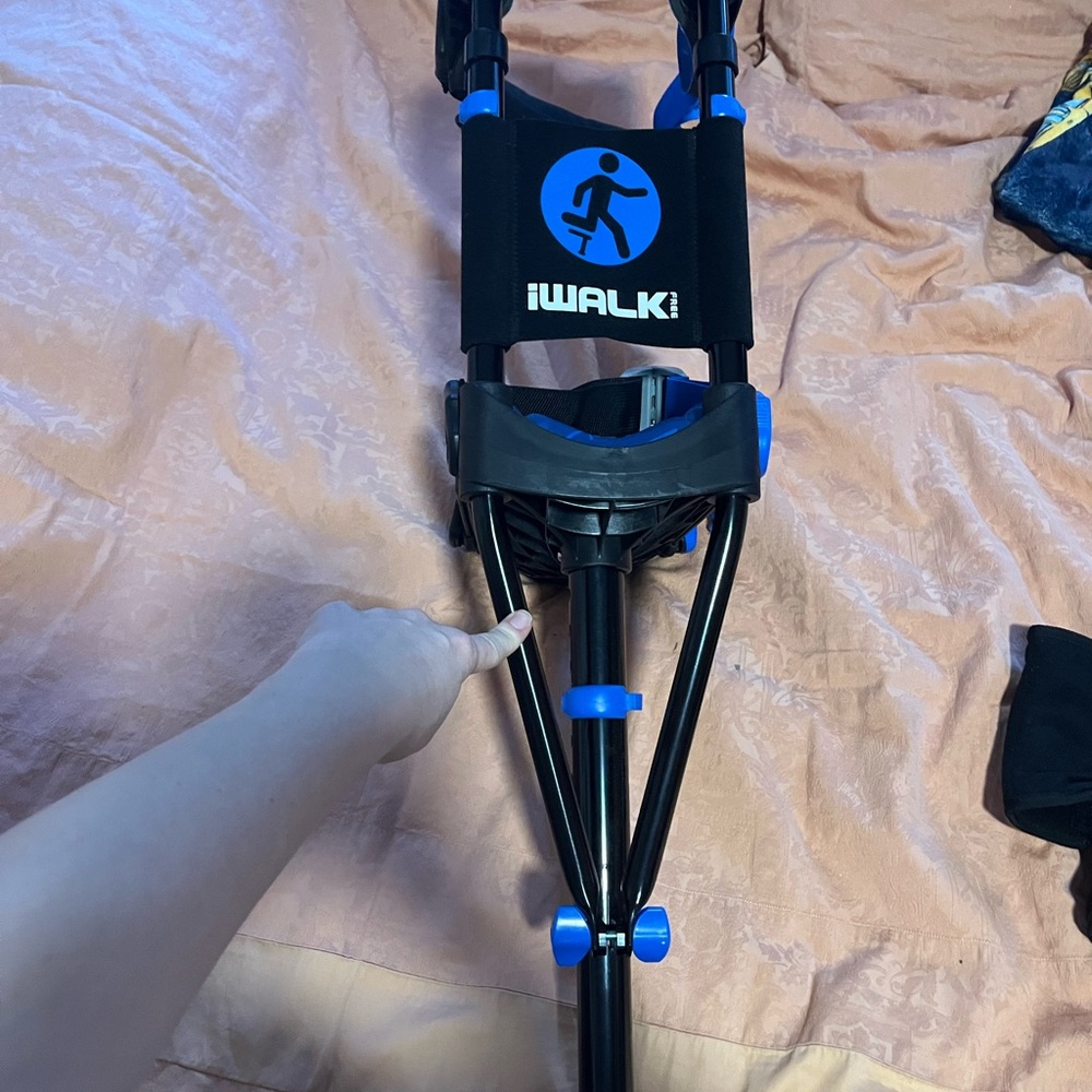 iWALK 3.0 Knee Walker Assist Crutch Hands/Pain Free, Complete